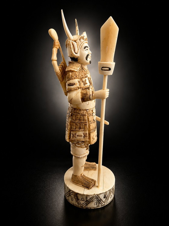 Carved Bone Samurai Figure With Spear – 20th Century – Sculpture, Other (photo 3 of 5)