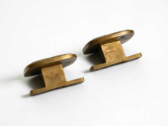 Image 1 of Wunderschöner, doppelseitiger Türgriff im Mid-Century-Modern-Stil aus schwerer Bronze.