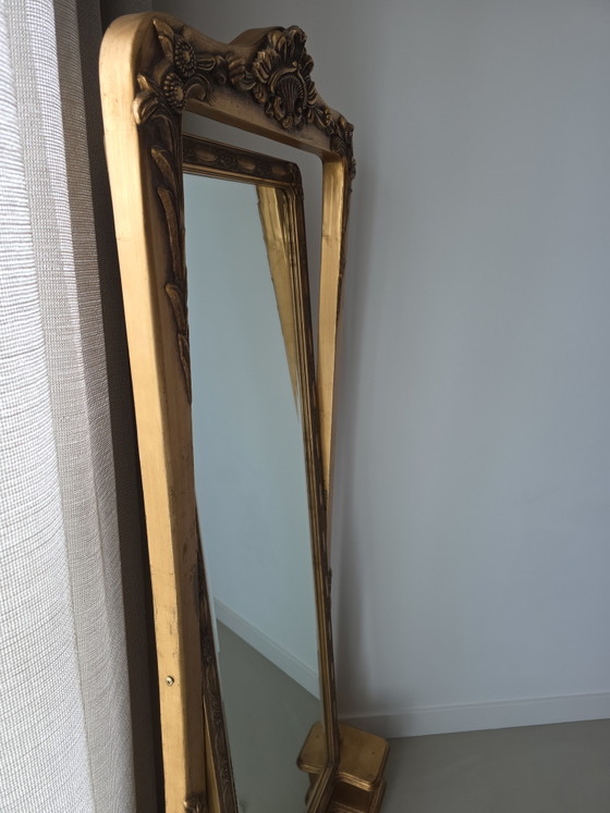 Image 1 of Classic rug mirror