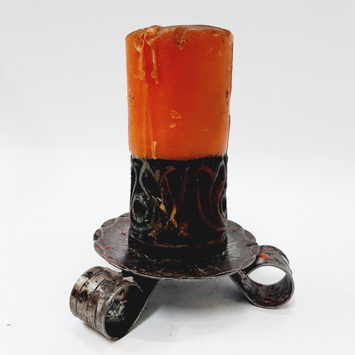 Vintage-Kandelaber aus Schmiedeeisen aus den 70er Jahren mit einer Kerze