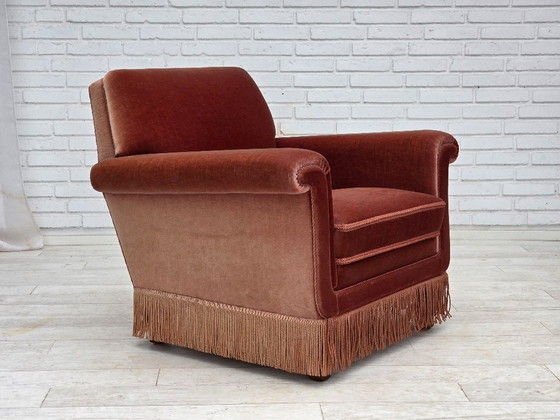 Image 1 of Poltrona danese, anni '70, velluto rosa salmone, legno di faggio.