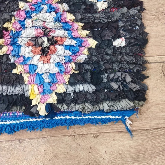 Image 1 of Tapis Boucherouite Berber – Textile recyclé tissé à la main Vintage (160×140 cm)