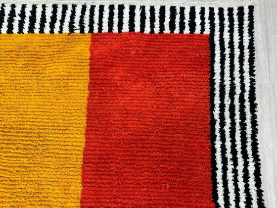 Image 1 of Traditioneel Berberkleed, handgemaakt, afmeting 150/250 cm