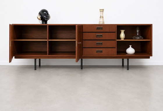 Image 1 of Scandinavisch dressoir van teakhout, jaren 60