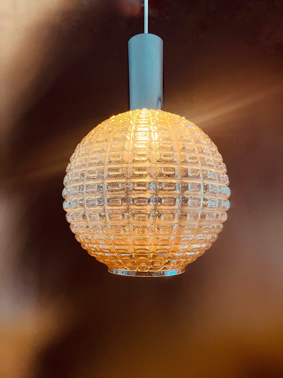 Image 1 of Lampada a sospensione a globo di metà secolo