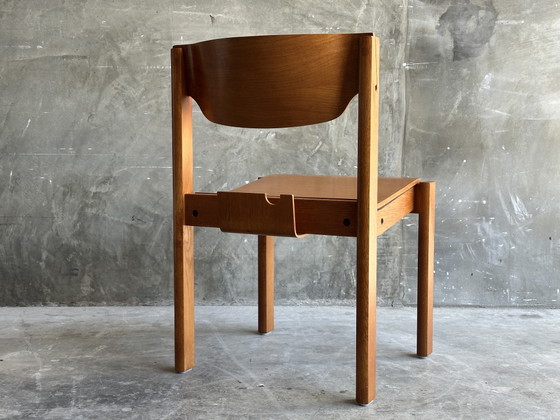 Image 1 of Set van 8 vintage Scandinavische eikenhouten stoelen | Brutalistisch | Jaren 60-70 | Stapelbaar