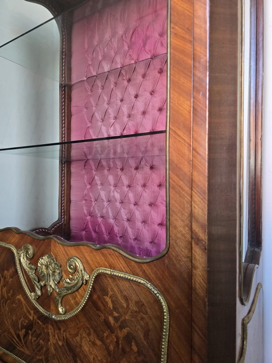 Louis XV Vitrinekast – Vitrinekasten, Glass, Velvet (photo 11 of 13)