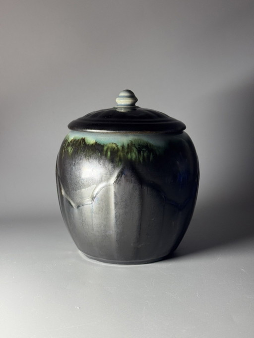 Vaso in ceramica Art Déco con coperchio — Faïencerie De Thulin, Belgio – decoratieve objecten