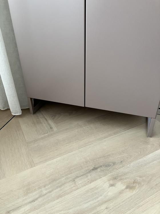 Image 1 of Cabinet Bert Plantagie