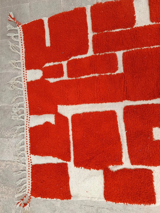 Tappeto marocchino in lana fatto a mano, grande dimensione 250x150 cm, artigianale. – Tappeti, Wool (photo 5 of 10)