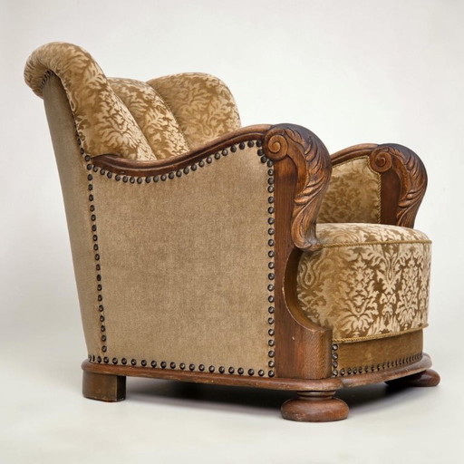 Fauteuil relax danois des années 1950, revêtement en velours, bois de chêne sculpté.