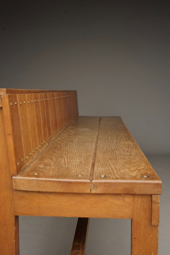 Image 1 of Traditionalistische Hollandse eikenhouten bank in de stijl van de Delftse School, jaren twintig