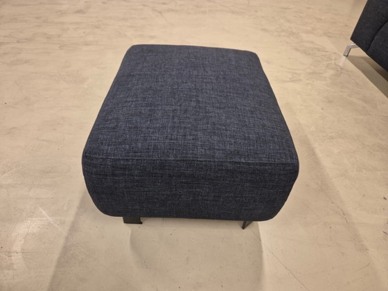 Image 1 of Montel Romero – 3-Sitzer-Sofa – Blau – Stoff – Hocker – Design
