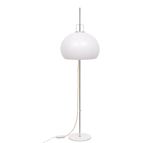 Vloerlamp "Lucerna" van verchroomd staal, ontworpen door Harvey Guzzini voor Meblo in de jaren 60. (photo 27 of 40)