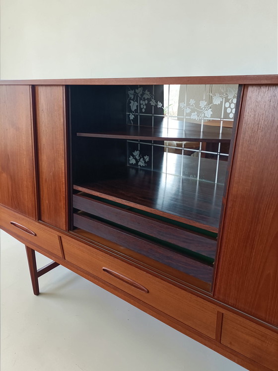 Image 1 of Deens vintage dressoir 