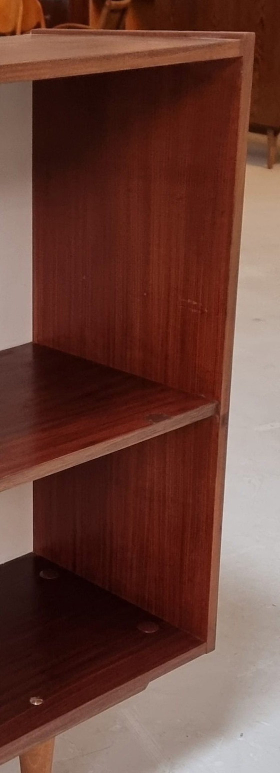 Image 1 of Armario de mediados de siglo