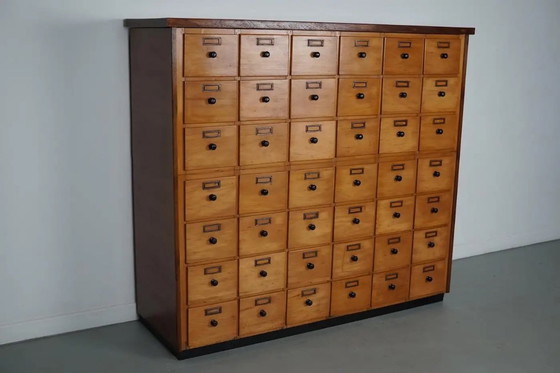 Image 1 of Mobiletto da farmacia/mobiletto da officina industriale olandese in faggio, circa anni '50