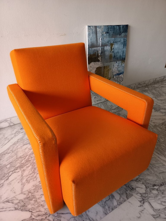 Image 1 of Fauteuil CASSINA Utrecht 637 en Laine Kvadrat Orange 13L par Gerrit Thomas Rietveld