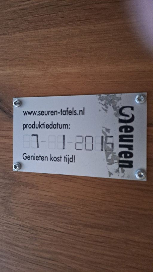 Steering dining table (1m x 2m)