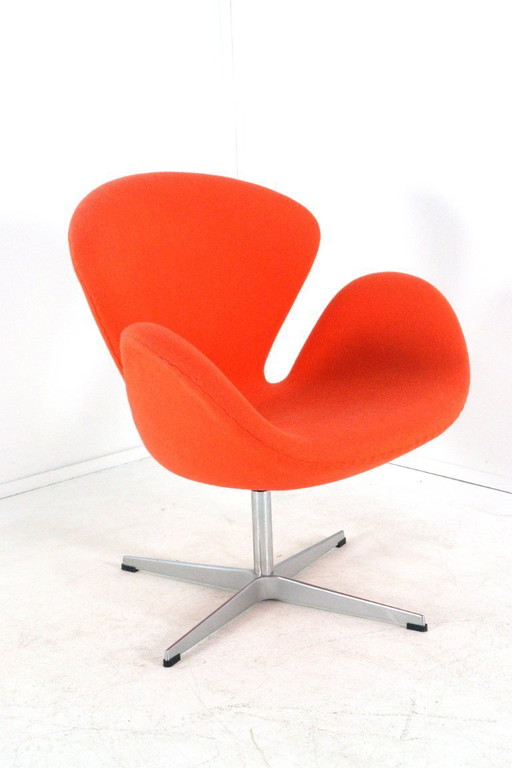 Imitatie Swan chair Arne Jacobsen vintage
