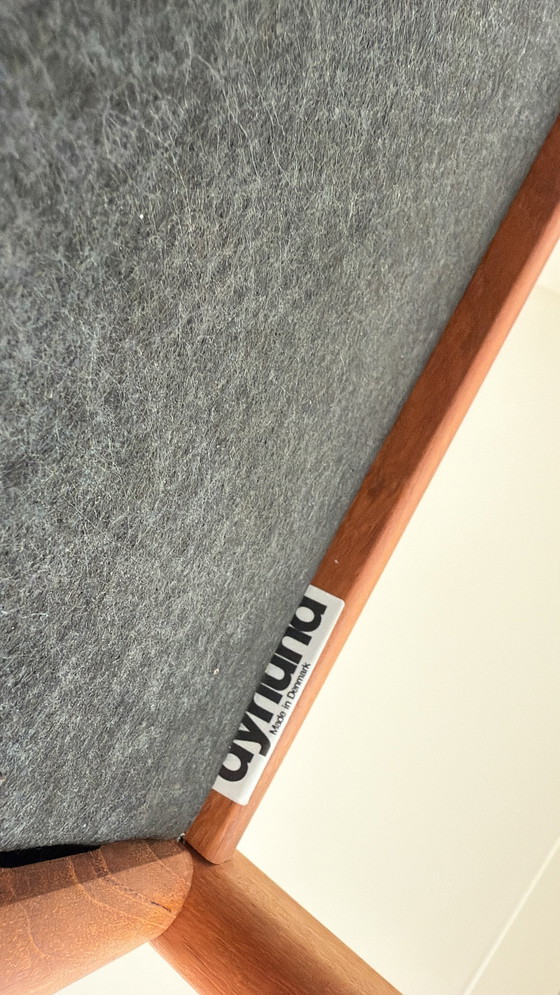 Image 1 of Canapé Dyrlund vintage en bois avec coussins beiges