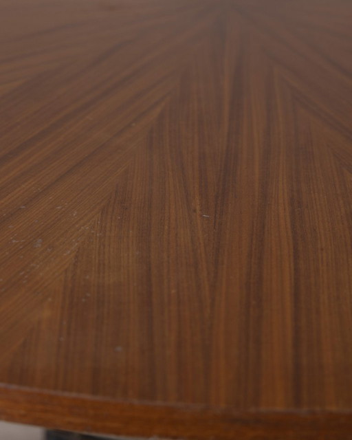 Vintage round wooden table from the 1960s designed by Carlo Ratti for Lissoni