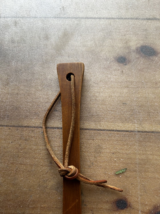 Image 1 of Handspiegel und Schuhanzieher aus Holz, skandinavischer Stil, 70er Vintage