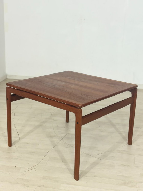Image 1 of Schöner Vintage Couchtisch / Mid-Century Teak Couchtisch / Tisch / Wohnzimmertisch / Vintage Coffee Table