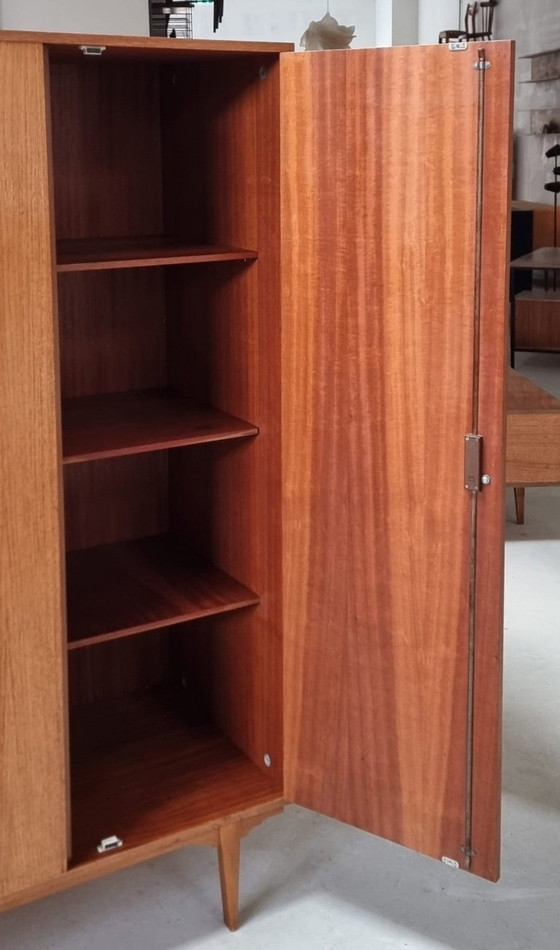 Mid Century Kleiderschrank – Kleiderschränke, Wood (photo 8 of 20)