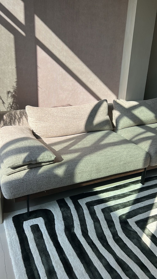 L'authentique Ciel sofa.