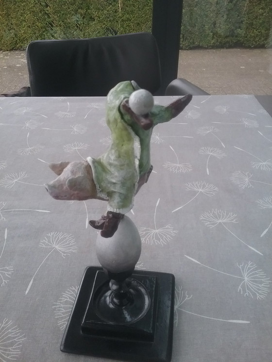 Image 1 of Beeldje dansend varken van kunstenaar Eugène Peters  Er is Maar 1 van gemaakt met de hand geschilderd 