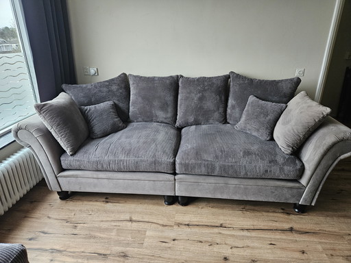 Banc château en velours côtelé avec pouf assorti