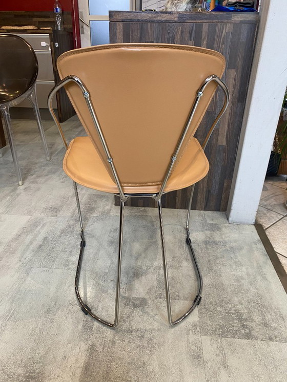 Image 1 of 1 Poltrona Linda di Arrben, pelle color cammello, struttura in acciaio cromato, vintage 1980
