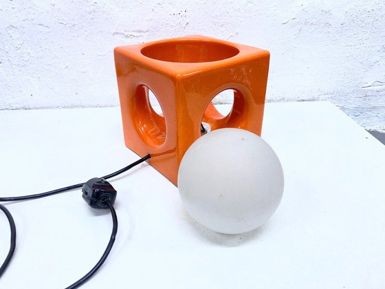 Image 1 of Lampada da tavolo in ceramica arancione a forma di cubo, design Space Age, anni '70