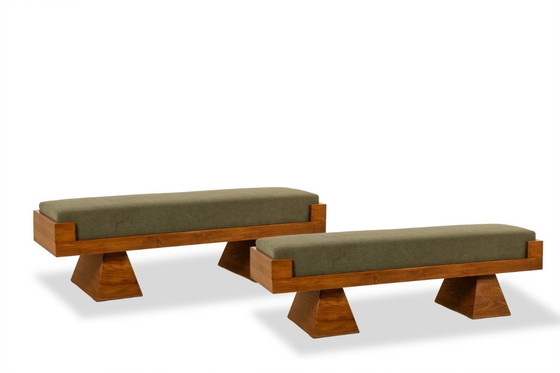 Image 1 of Banquette en frêne et velours de mohair vert. Contemporain