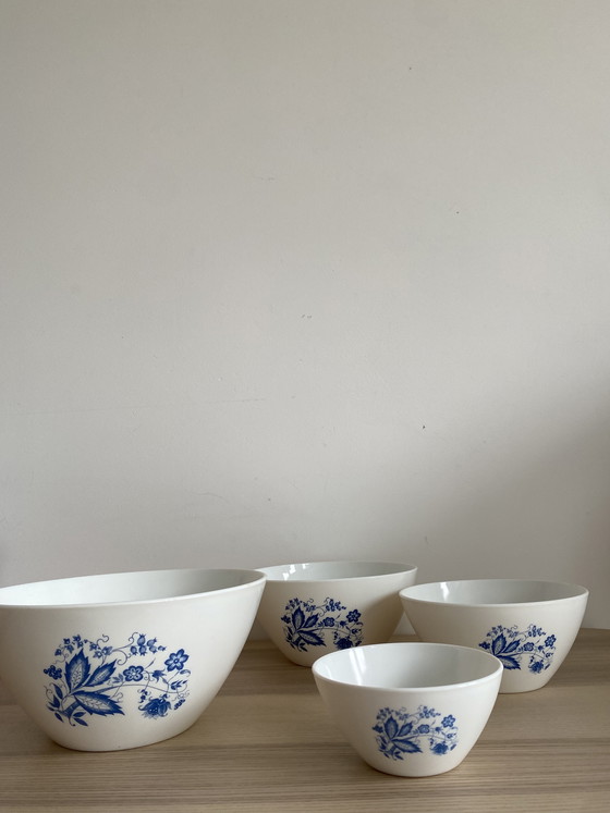 Image 1 of Vintage Arcopal Aster 4-piece Bowl Set