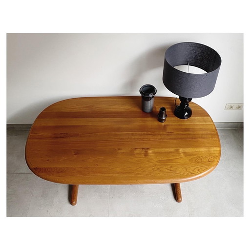 Vintage Coffee table Dyrlund