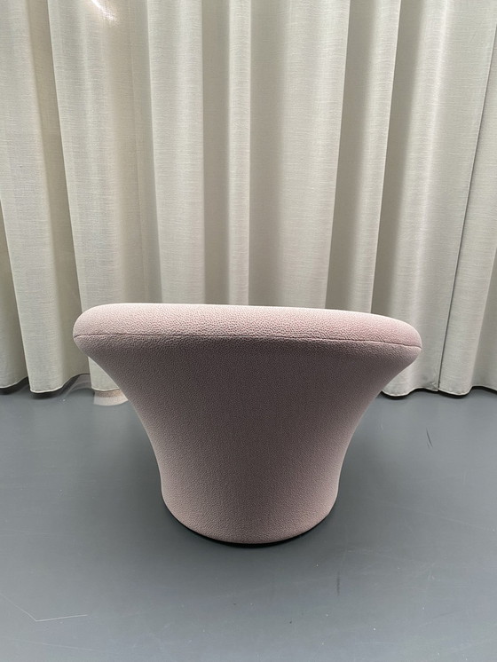 Image 1 of Hongo Artifort