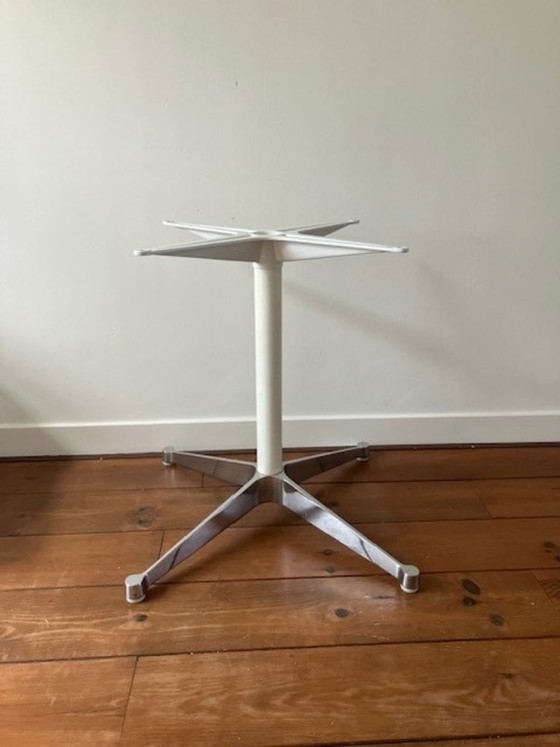 Image 1 of 1 pied de table Herman Miller