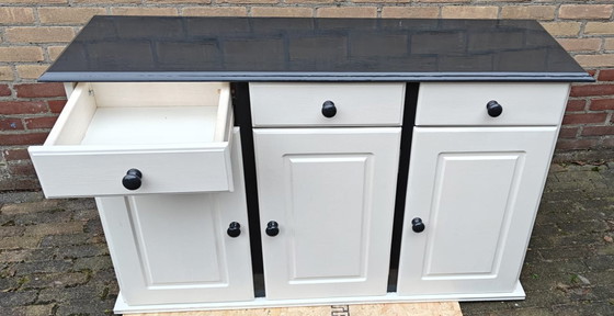 Image 1 of Elegant sideboard with anthracite top
