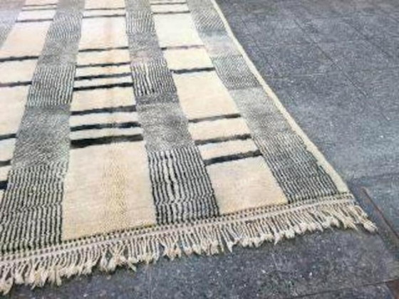 Image 1 of Marokkanischer Teppich aus Naturleinen, 250 x 150 cm