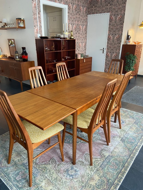 Image 1 of Vintage Deense eettafel van Erik Buch