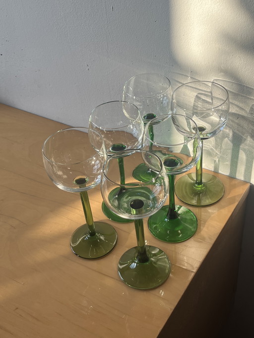 Vintage Wine Glasses Luminarc France