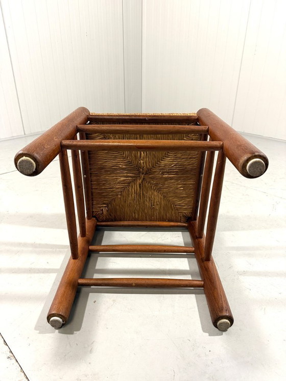 Image 1 of Taburete de roble con asiento de junco, años 50-60.