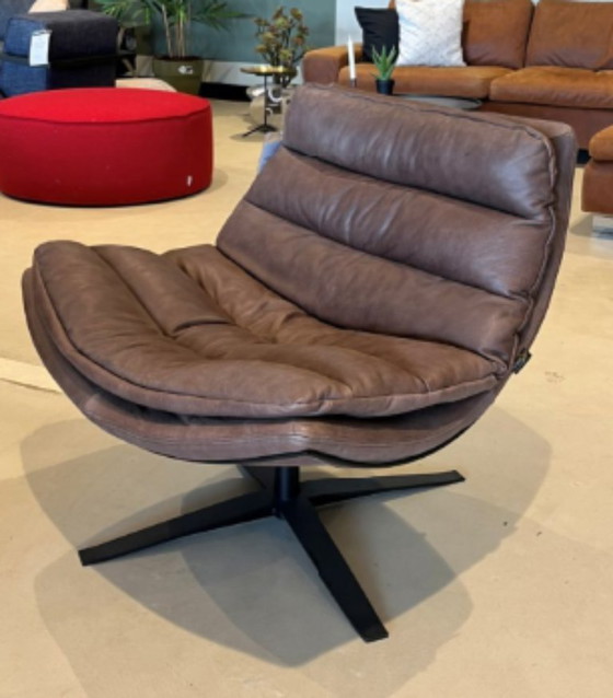 Image 1 of Sillón giratorio Comrade by Dyyk