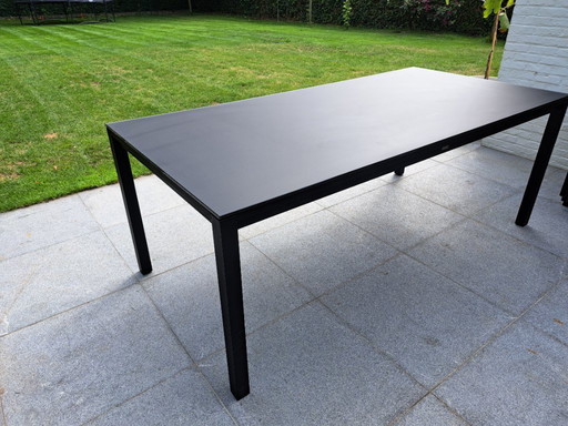 Garden table from Tribù