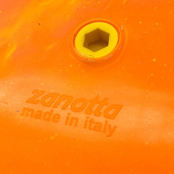 Image 1 of Taburete bajo naranja flúor de Zanotta, década de 1990.