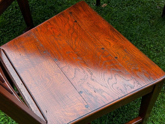 Image 1 of Grande table de salle à manger coloniale en teck massif avec 8 chaises et coussins