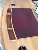 Bureau et chaise Ceccotti Bean, design Marlow, bois de cerisier, prix d'origine > 35 000 €, à 15 000 €
