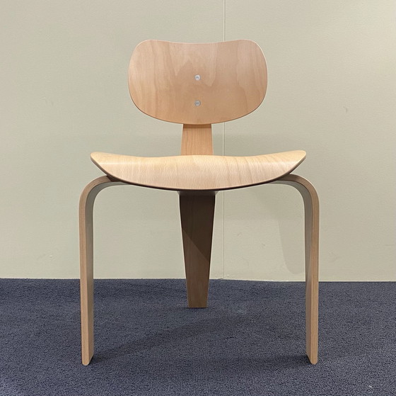 Image 1 of Wilde + Spieth 3-Legged dining chair